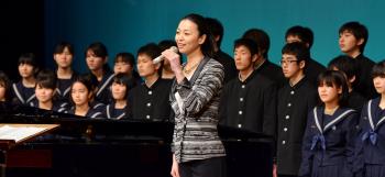 2015年３月21日うきは市合併記念式典で市民の歌初披露