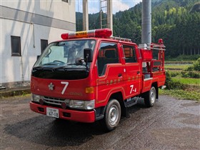 物件番号2 消防車両(積載車)トヨタ(1)