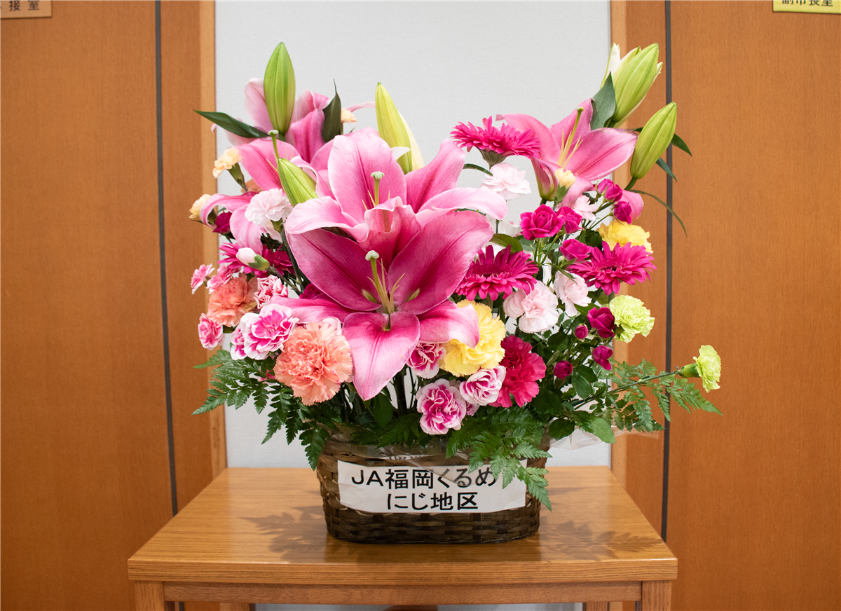 花かごの寄贈をいただきましたの画像