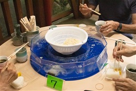 流しそうめん