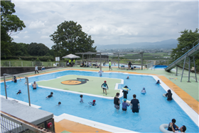吉井百年公園プール